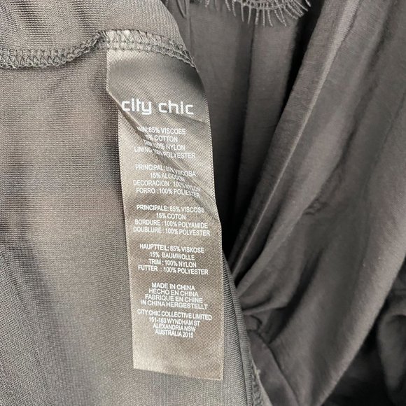 City Chic Short Dress Womens Plus Black Keyhole Lace Long Sleeve Pullover 16W - Picture 8 of 8